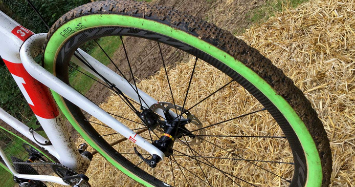 40mm gravel tires