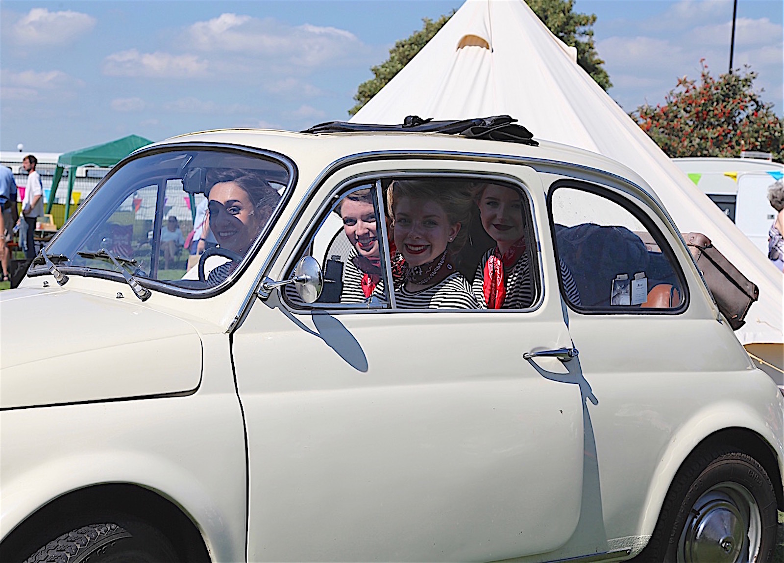 COMPANY B Vintage Yarmouth