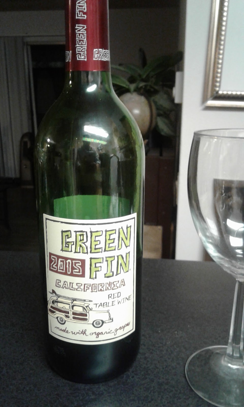 Organic Red WineGreen Fin