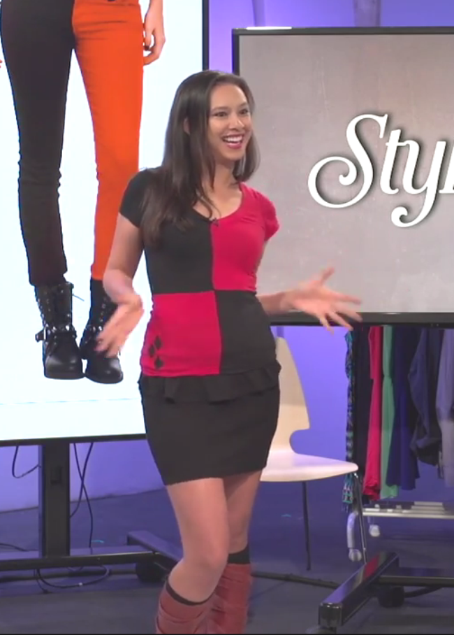 THE APPRECIATION OF BOOTED NEWS WOMEN BLOG Kim Horcher Shows Her