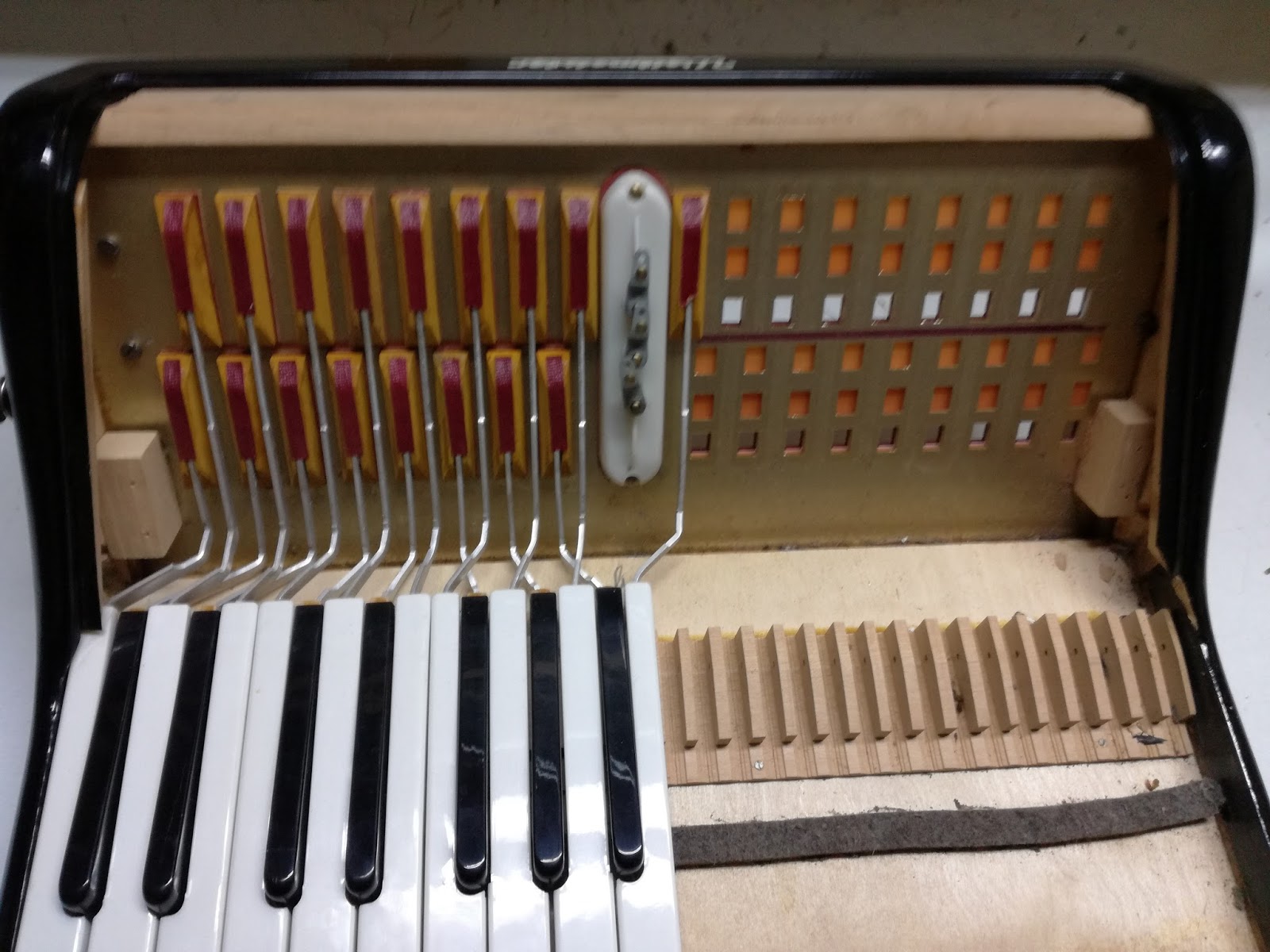 Accordion Master Tuner Ακορντεόν