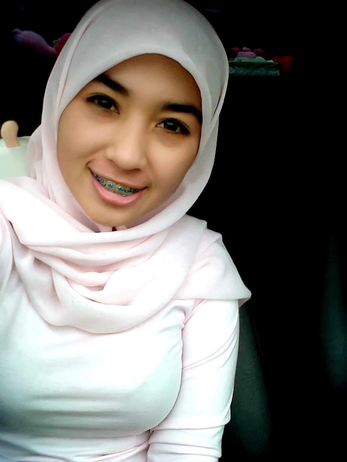 Jilbab cantik bugil