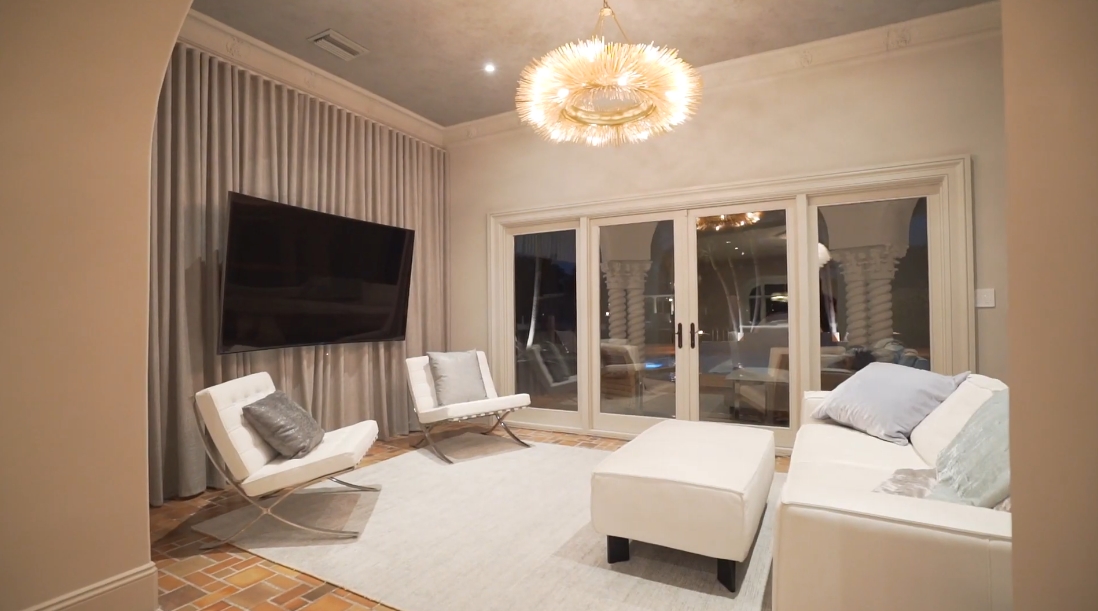 42 Interior Design Photos vs. 501 Riviera Isle Dr, Fort Lauderdale, FL