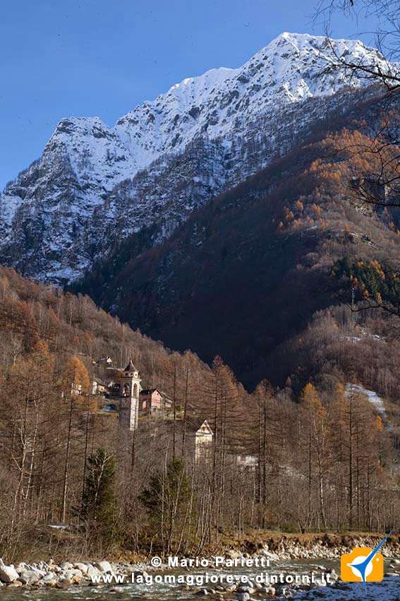 Frasco dal "Sentierone" per Sonogno Frasco dal "Sentierone" per Sonogno