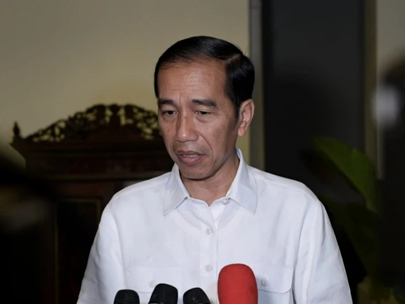 Gambar terkait Rocky Gerung Sebut Abolisi Tom Lembong dan Hasto Timbulkan ,Gempa Politik, di Solo,Kenapa? (dari Bing)