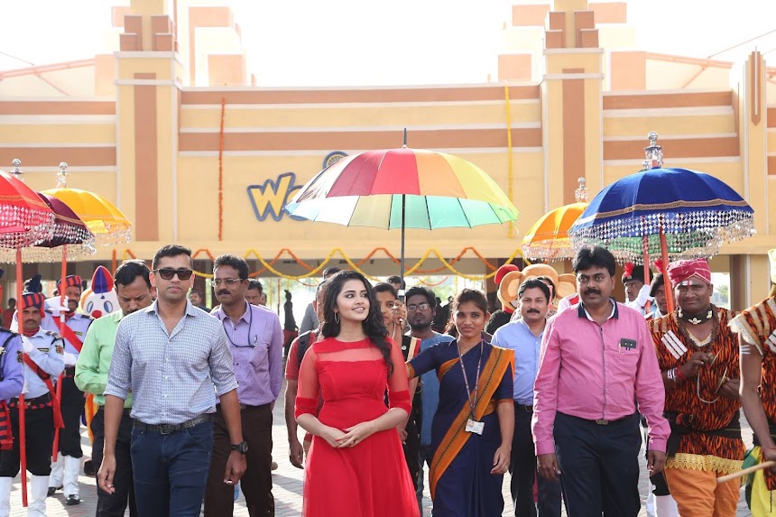 Anupama Parameswaran wearing Asmitha & Madhulatha outfit at Wonderla Hyderabad
