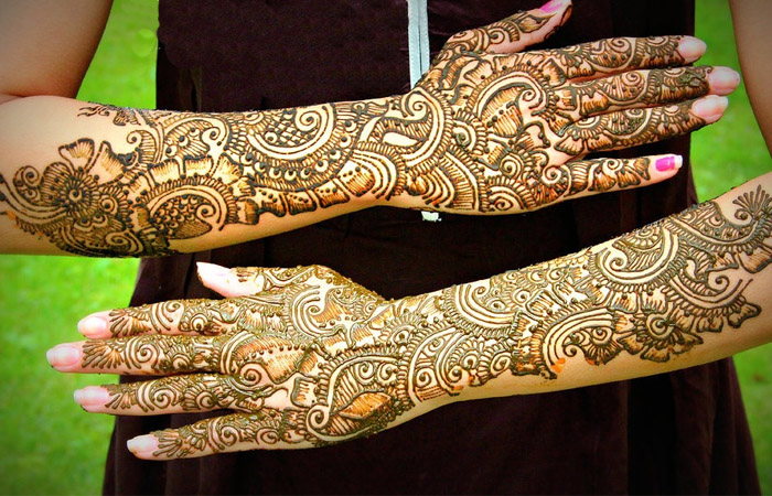 Full Hand Mehandi Design Easy