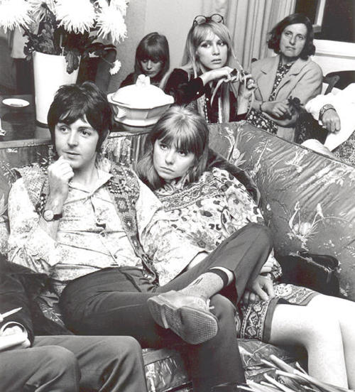 Collar City Brownstone: Do You Remember Jane Asher?