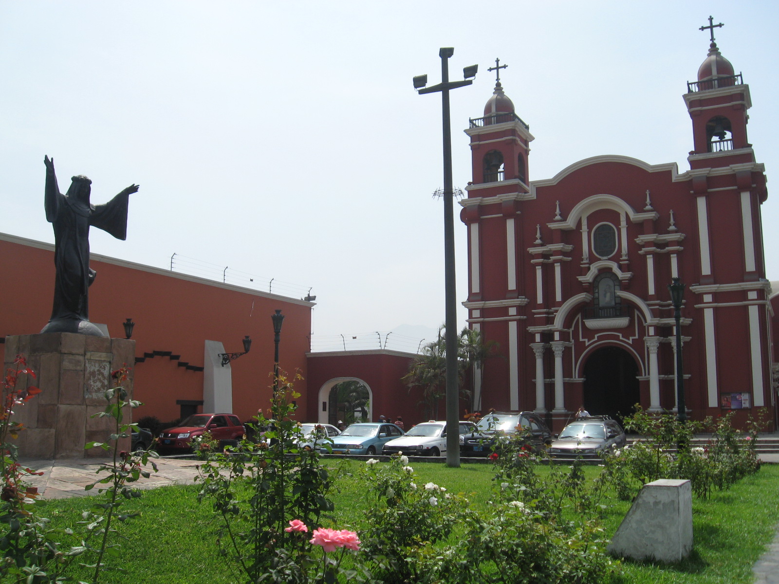 Visitando el santuario de Santa Rosa de Lima Visitando el santuario de Santa Rosa de Lima