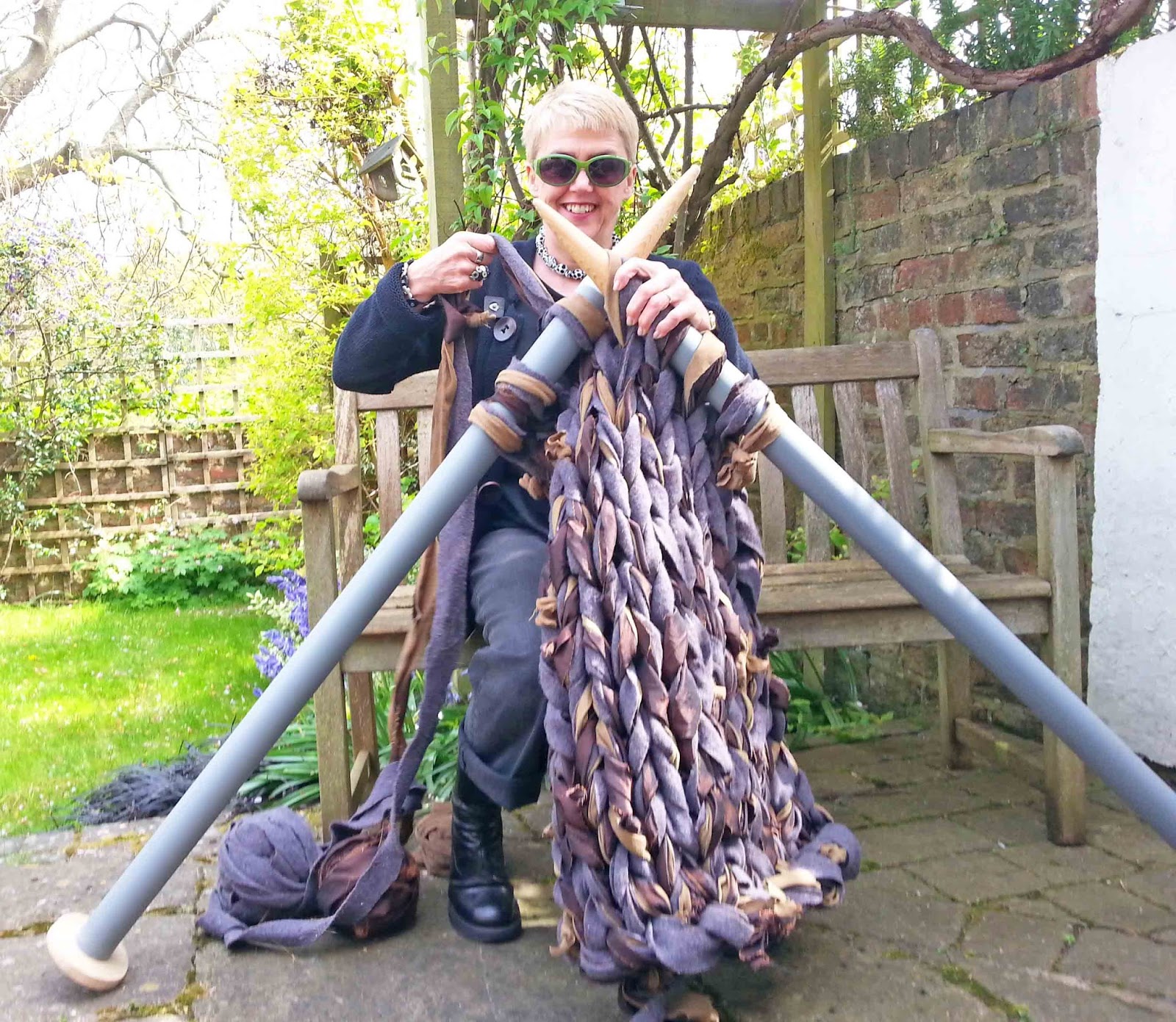 Hippystitch Extreme Knitting & A Tree