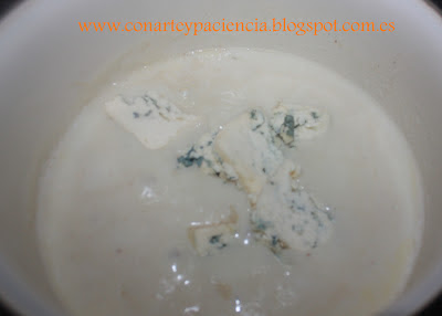 Mininapolitanas de jamón york y dos quesos