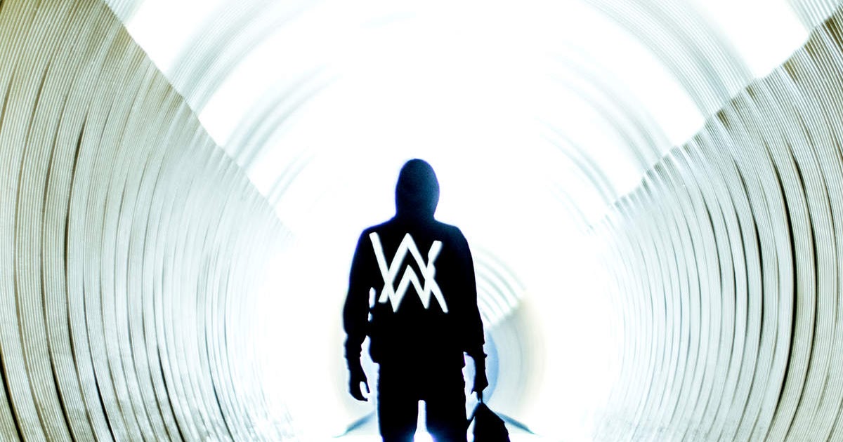 Lirik Lagu Alone - Alan Walker dan Artinya