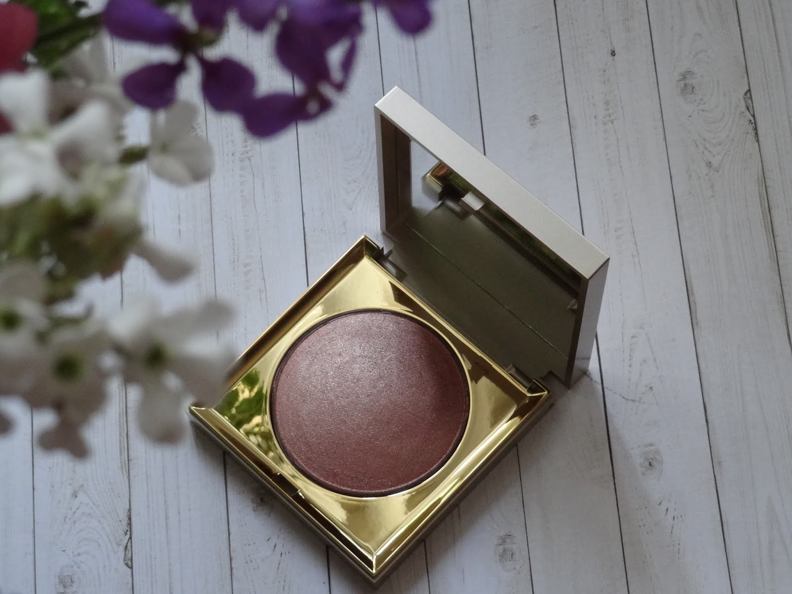 Makeup, Beauty and More: Stila Heaven\u0026#39;s Hue Highlighter in Magnificence