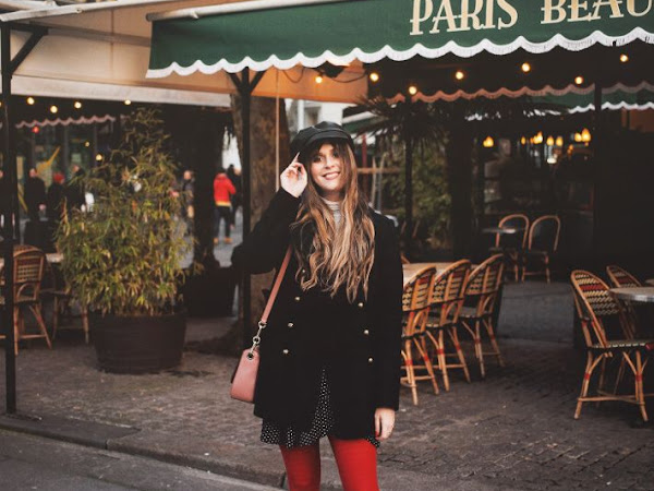 Outfit: red tights and nighttime in Paris