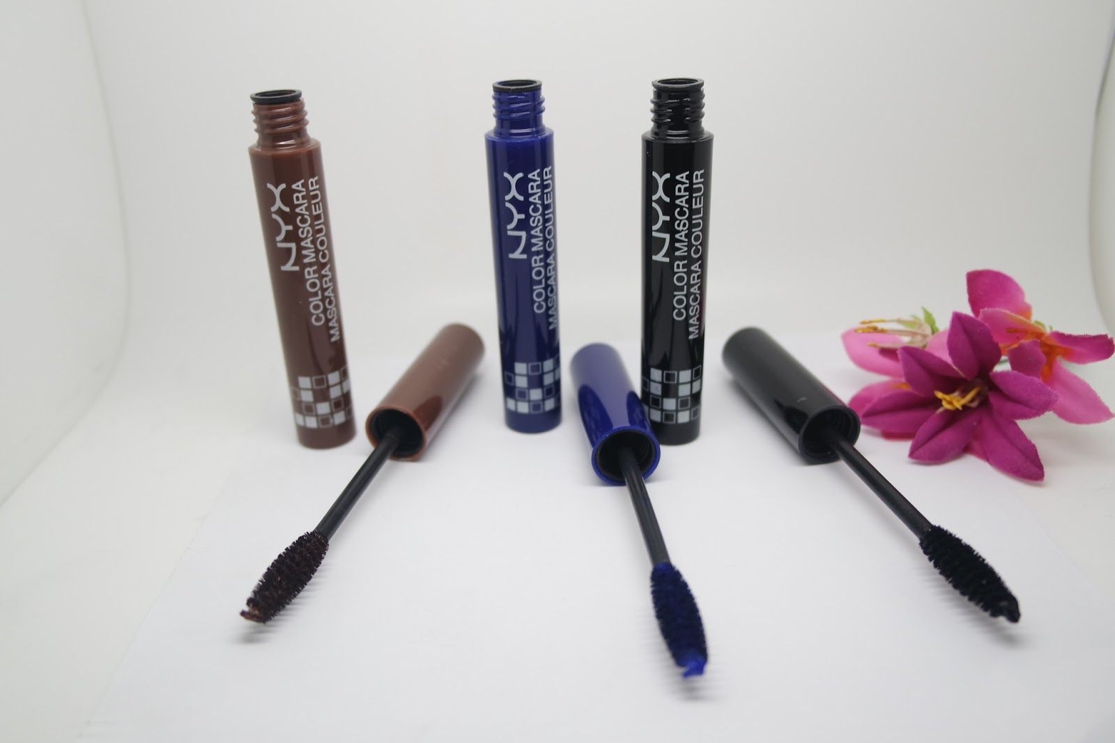 Splash ресницы. Тушь для ресниц 7 days b. 7days b. Фиолетовая тушь для ресниц. Тушь b color.