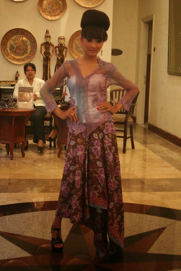 Kebaya Untuk Remaja 2015 Kebaya Untuk Remaja 2015