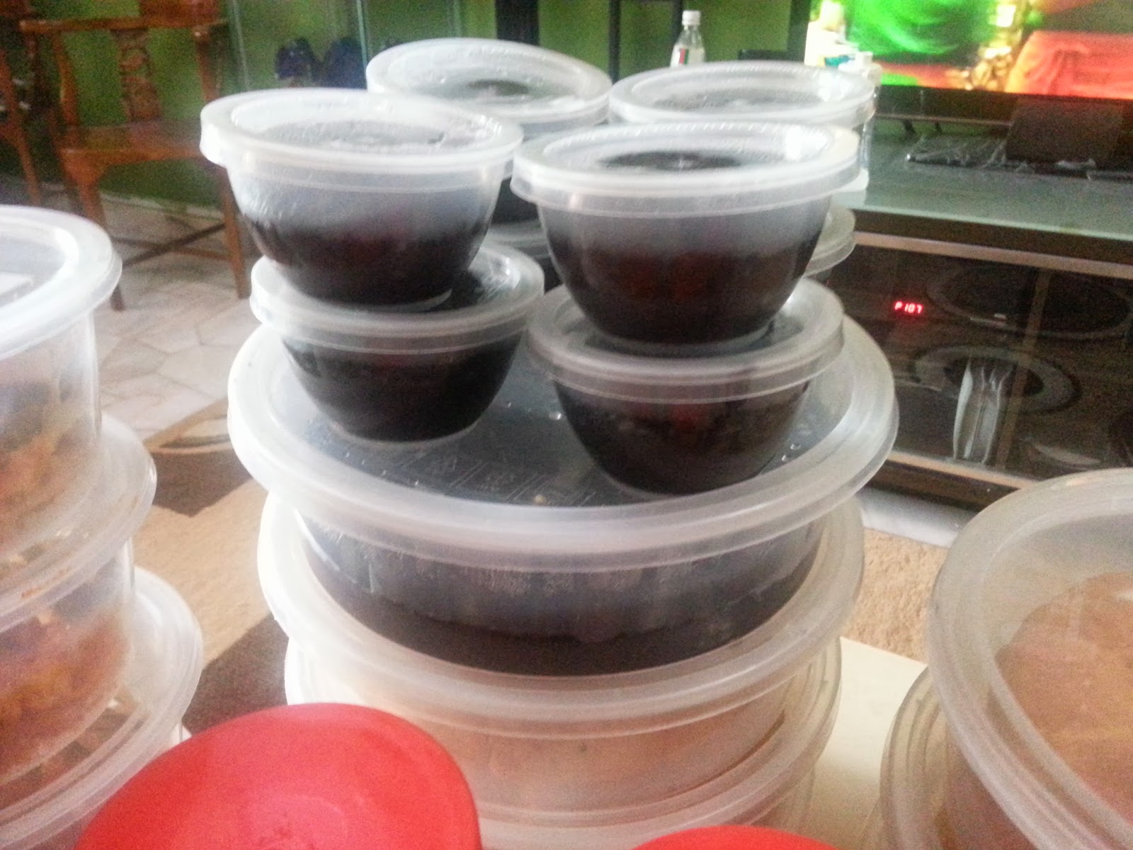 suilycious space Kek chocolate moist supersonik.. dan popia