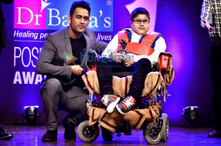Mahendra Singh Dhoni at Positive Health Awards 2014
