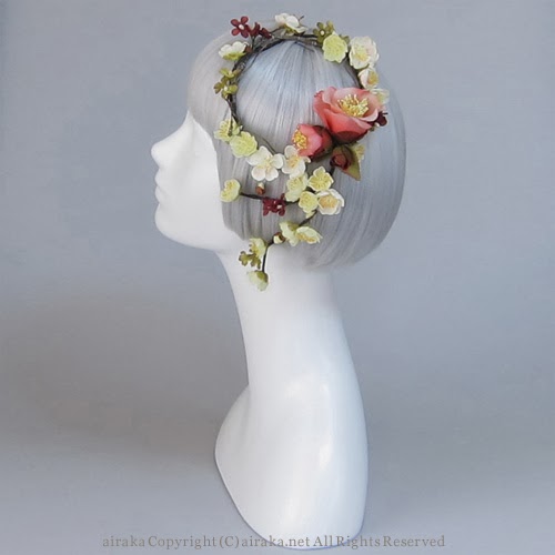 ヘッドドレスairaka_梅と椿の花冠