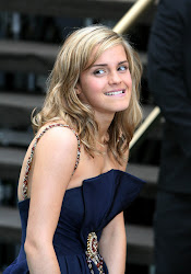 watson emma hermione granger potter harry plays arrives wallpapers premier boutique alex digital posted actress cleavage
