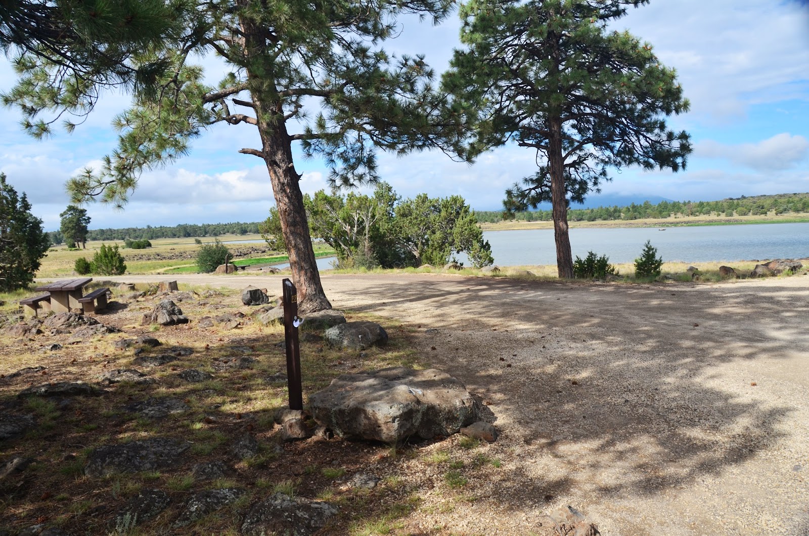 Camping Ashurst Lake (Flagstaff Area)