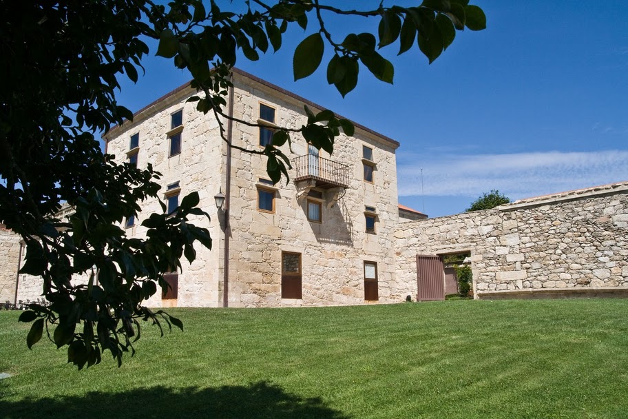 Entre Nós PAZO DE LESTROVE