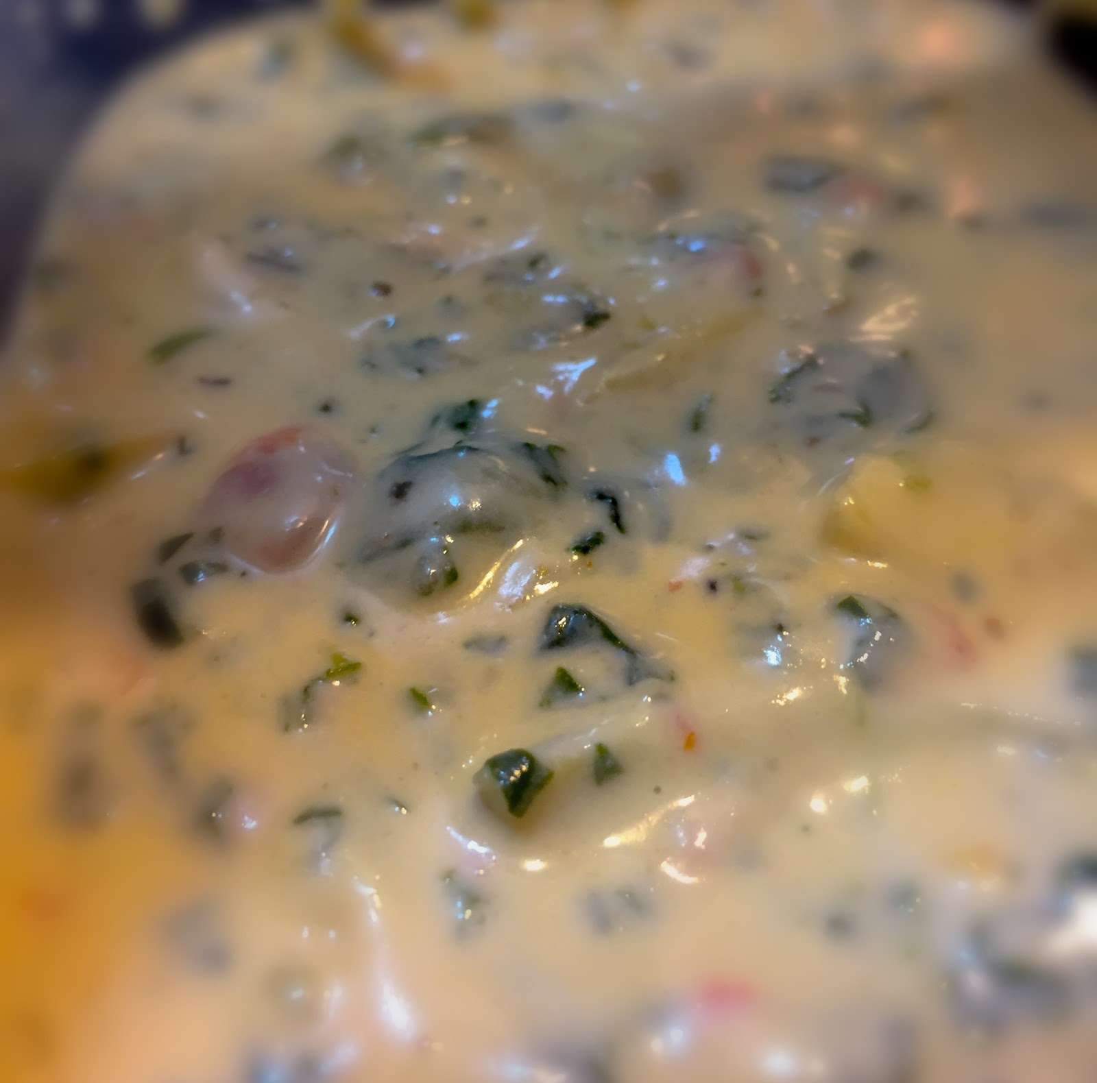 Ain't no cooking like Momma's Ricotta Havarti Spinach Artichoke Dip