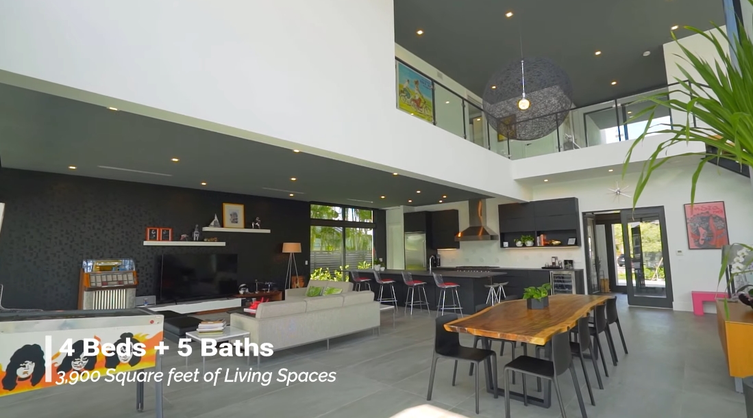 Tour 2900 NE 24th Ct, Fort Lauderdale, FL vs. 39 Interior Design Photos