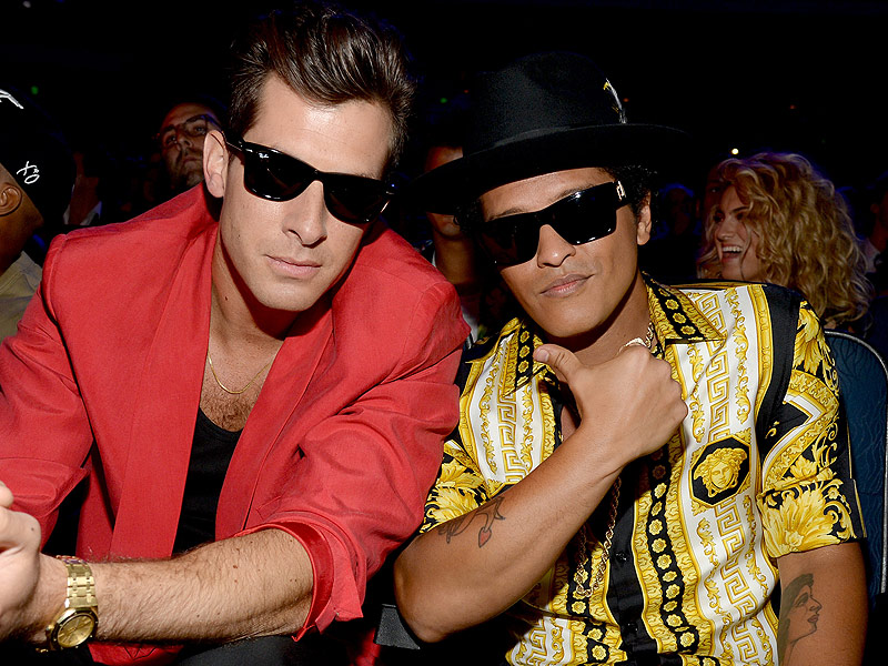Coraz n de canci n mark ronson uptown funk ft bruno mars letra