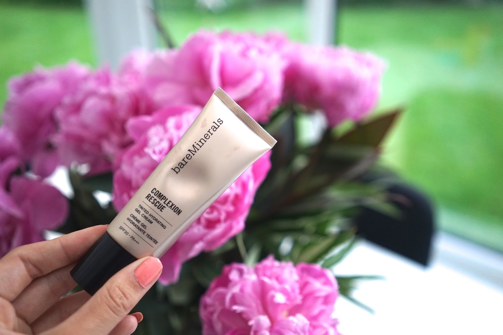 bare minerals complexion rescue tinted hydrating gel cream