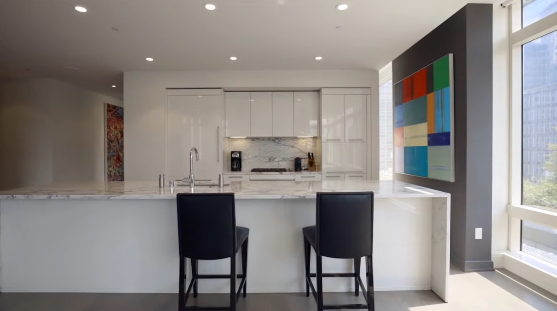 25 Interior Design Photos vs. 301 Mission St #805, San Francisco Luxury Condo Tour