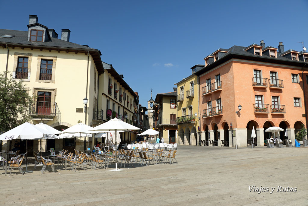 Plaza Virgen d ela Encina de Ponferrada, León