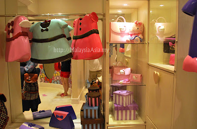 Wardrobe Hello Kitty Town