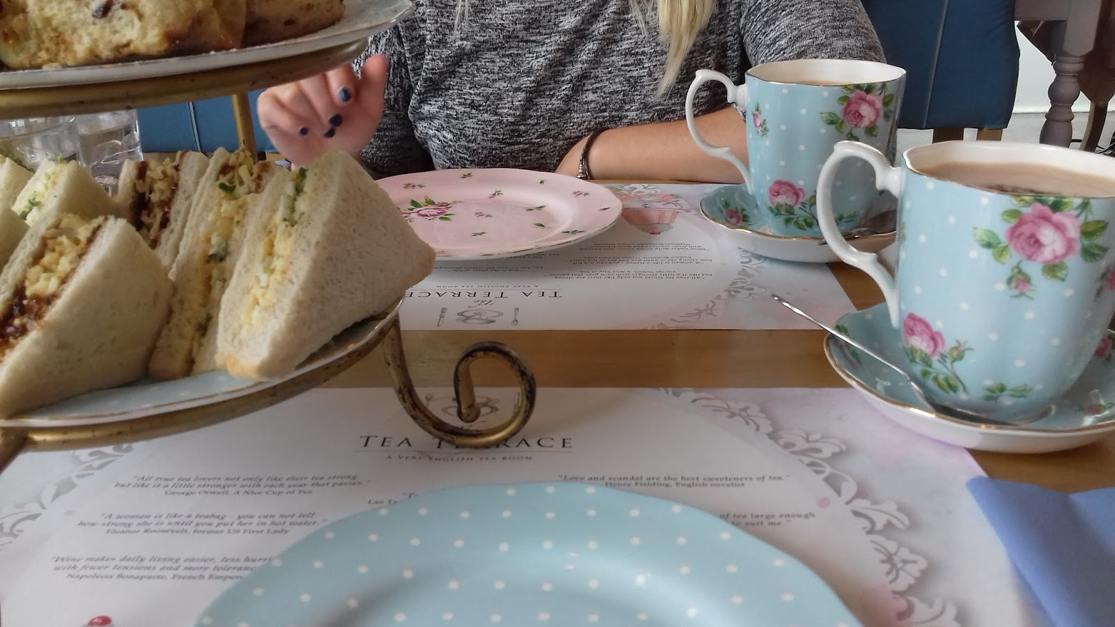 Scribbling Lau Afternoon tea review Tea Terrace, Guildford