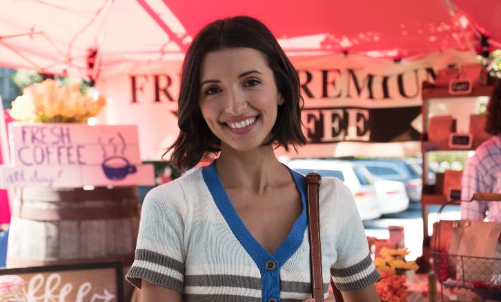 One Day at at Time - Season 3 - India de Beaufort & Alex Quijano to Recur 