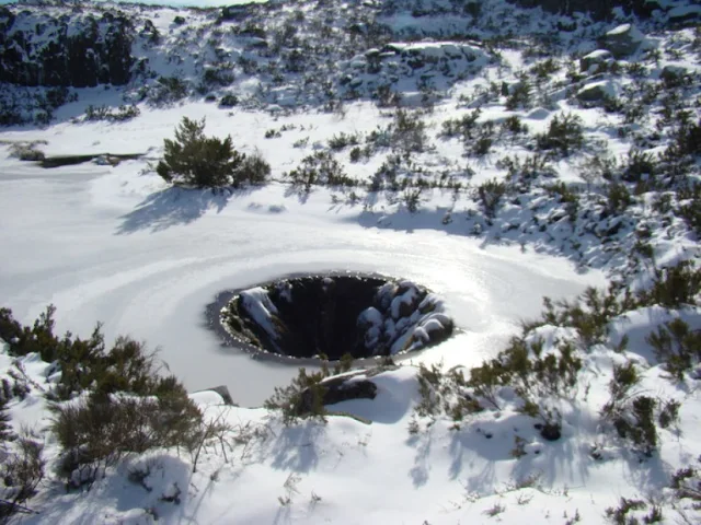 Water Hole in Portugal Looks Like a Portal to Another Dimension