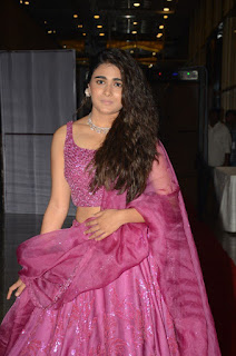 Actress Shalini Pandey HD Sills At 118 Movie Pre Release Event Actress Shalini Pandey HD Sills At 118 Movie Pre Release Event