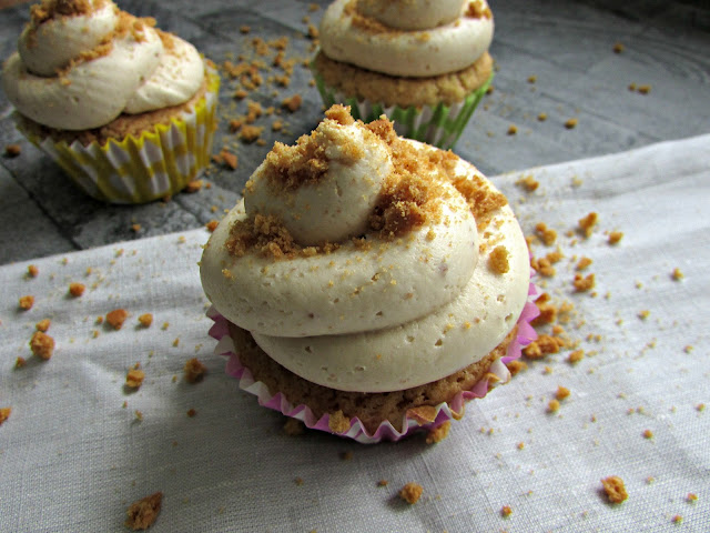 Three words. Vegan. Biscoff. Cupcakes. Need I say more? Grab you're brew and get ready to reign in your taste buds.