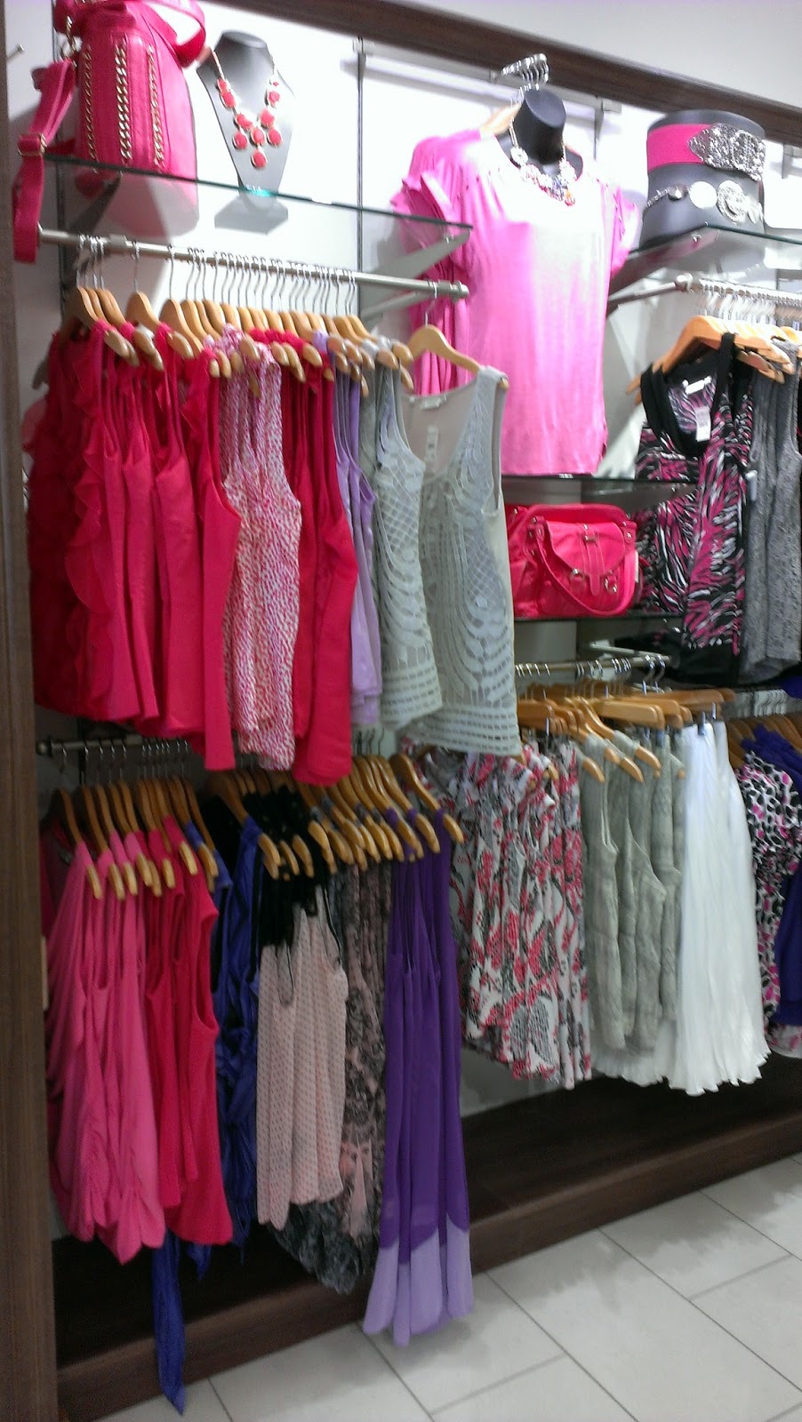 Wichita City Moms Versona Accessories lands in Wichita!