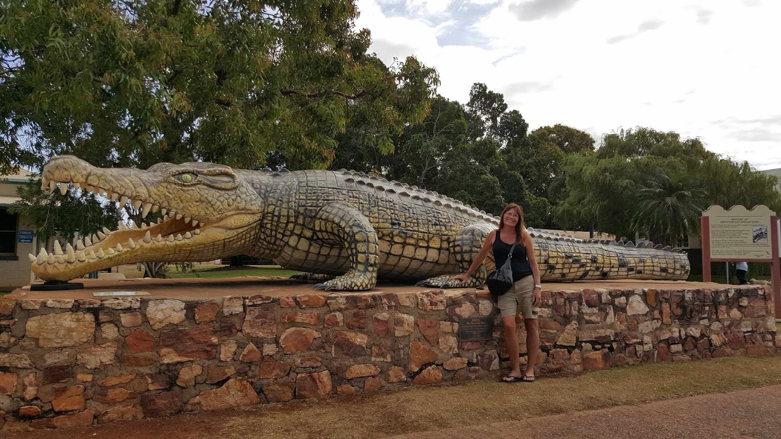 WTF? Where are The Farrows?