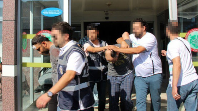 Halka ateş açın emri veren kanun kaçağı firari albay Müslüm Kaya yakalandı Halka ateş açın emri veren kanun kaçağı firari albay Müslüm Kaya yakalandı