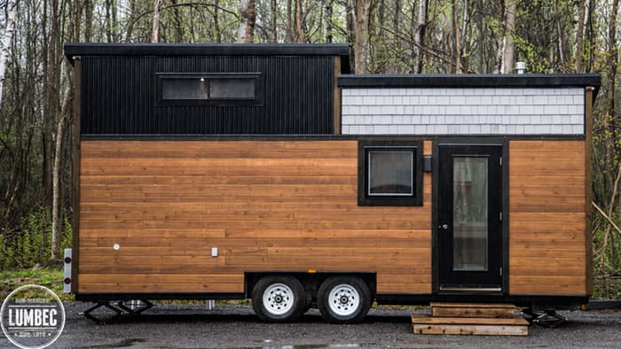 this mobile tiny house designed and built by tiny house lumbec is as beautiful as it is comfortable named the th2 presumably tiny house 2 - Tiny House Mobile this mobile tiny house designed and built by tiny house lumbec is as beautiful as it is comfortable named the th2 presumably tiny house 2 - Tiny House Mobile