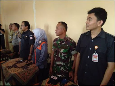 PELANTIKAN TPS DESA SE KECAMATAN NGRAMPAL PELANTIKAN TPS DESA SE KECAMATAN NGRAMPAL