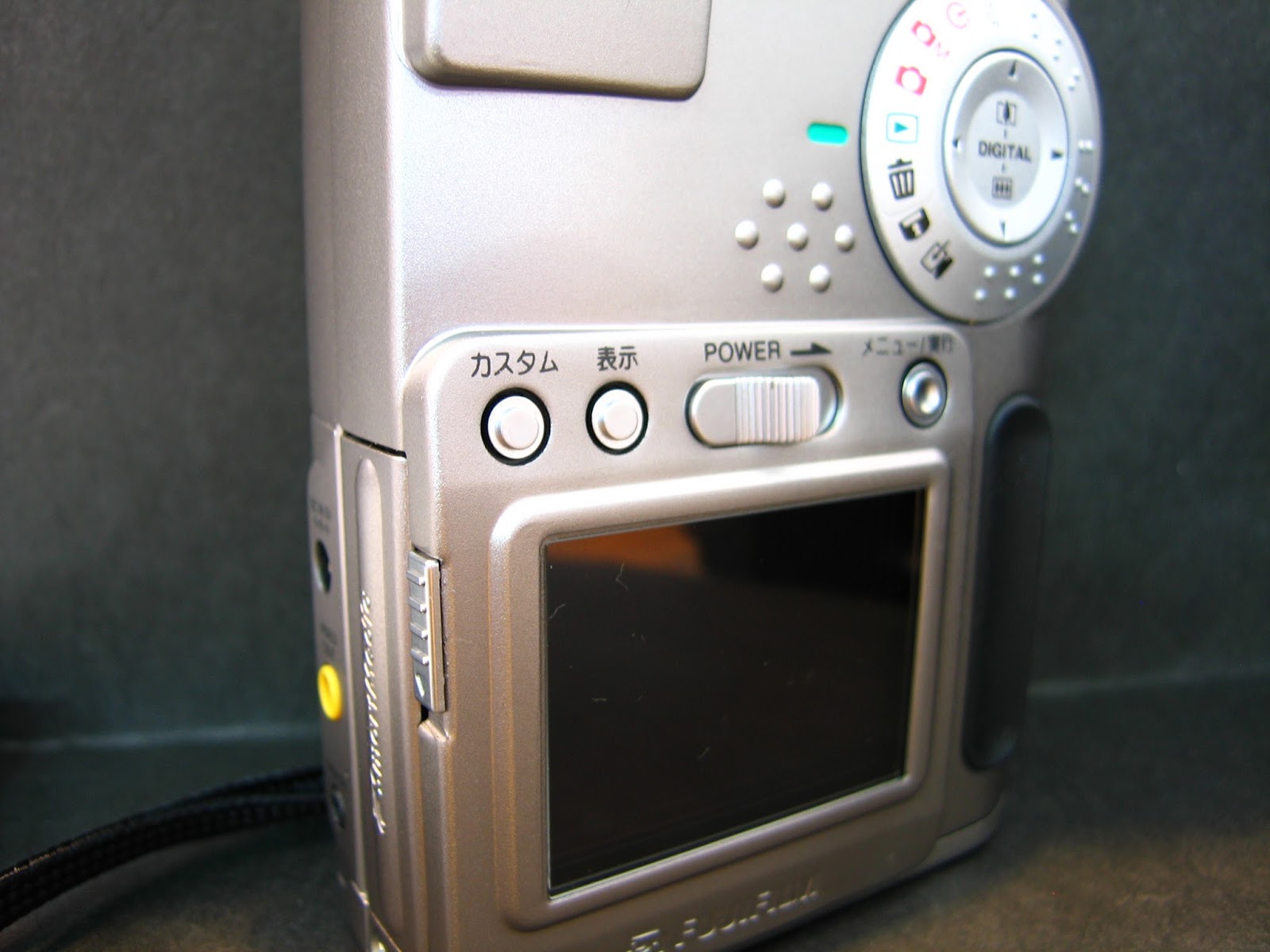 Jimmy S Fujifilm Xt 10 Fine Pix 700 初期型 起動 写真の記録ちょー遅い がしかし