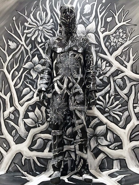 Invisible Man: Contemporary 3D Art Live Performance by Ben Heine - Flesh and Acrylic - Branches and Flowers - Ankamall
