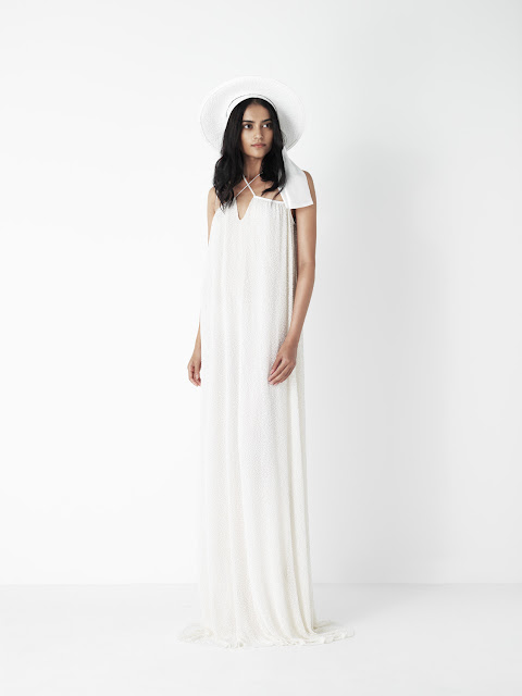 Primera colección de vestidos de novia de Mónica Cordera Primera colección de vestidos de novia de Mónica Cordera