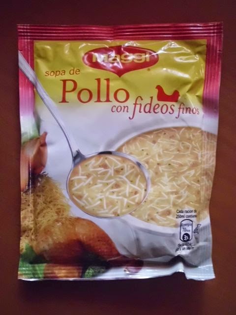 sopa de pollo