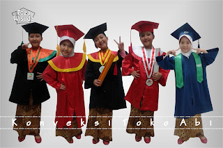 harga baju wisuda anak tk di 2018