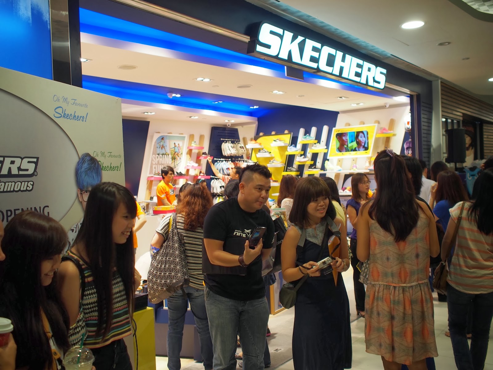 bugis skechers