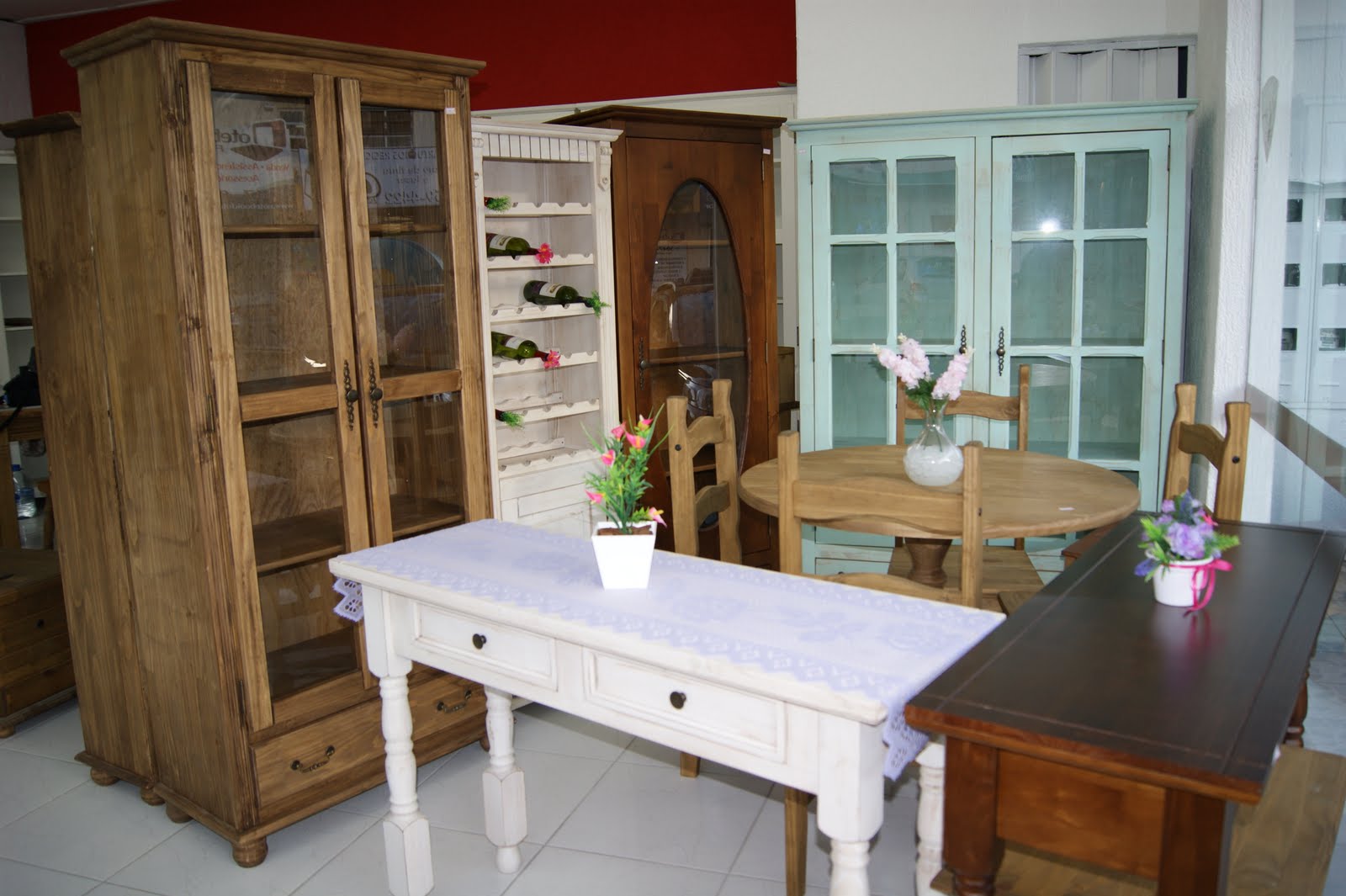 Outlet Móveis Vitrine da loja no Kobrasol